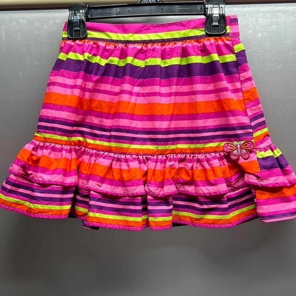 Horizontal bright striped Skort Gymboree size 6 with ruffles NWT Barbie pink